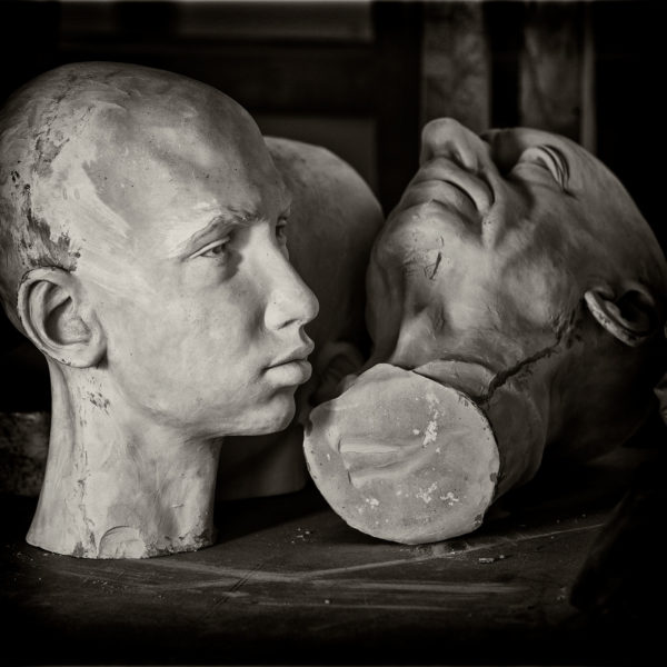 Dans l'atelier du sculpteur