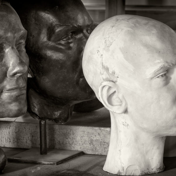Dans l'atelier du sculpteur
